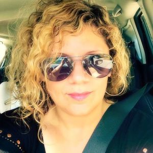 Meet your Posher, Daniele